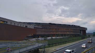 Fotografía de Manuel Corredor, realizador de cine y televisión, y maestro en innovación, comenzando el doctorado en comunicación de la Universidad de la Sabana como Becario Eric Mcluhan